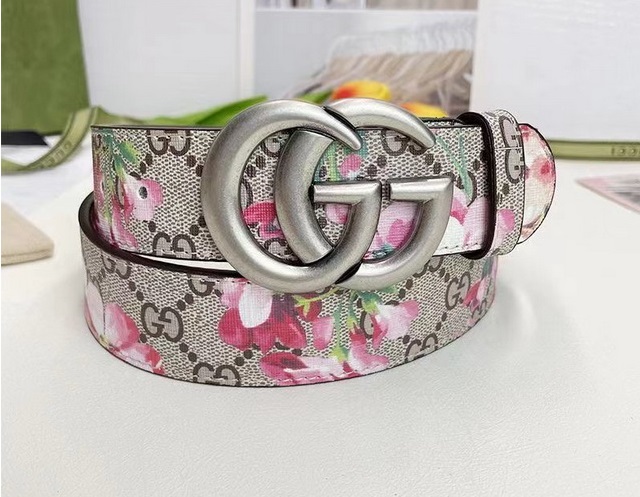 GUCCl Boutique Belts 083