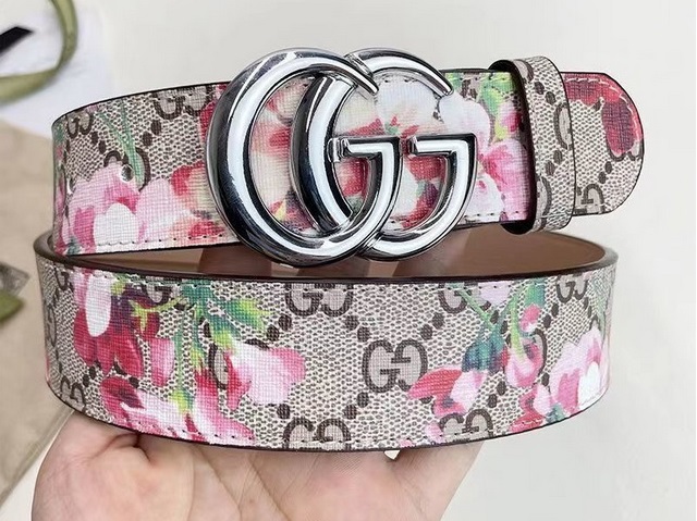 GUCCl Boutique Belts 085