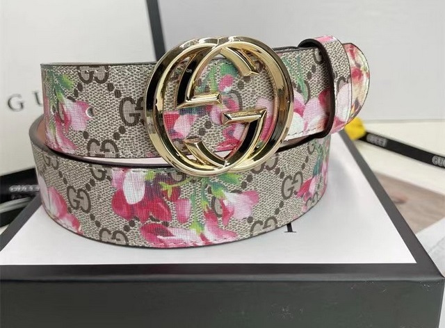 GUCCl Boutique Belts 086